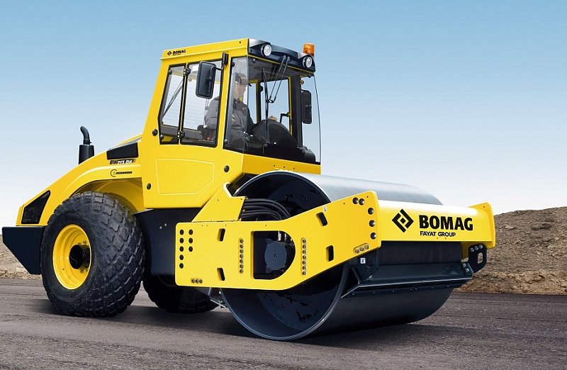 Грунтовой каток Bomag BW 213 D-5