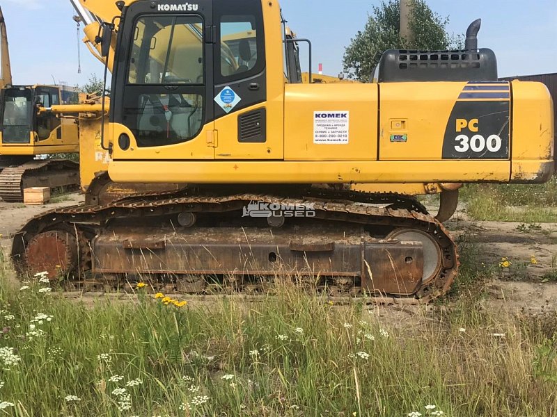 Гусеничный экскаватор Komatsu PC300-8M0 (Y301210)