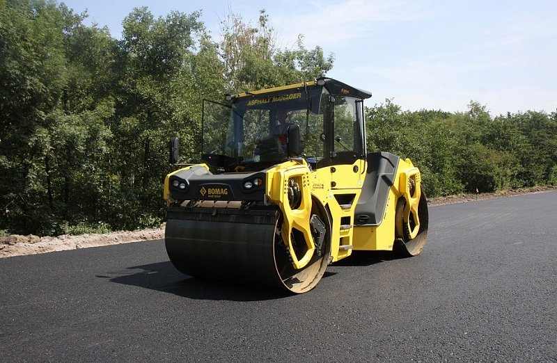 Тандемный виброкаток Bomag BW 206 (AD-50 + AD-50 Ballasted)