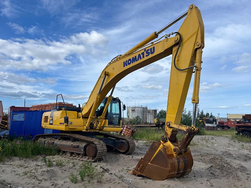 Гусеничный экскаватор Komatsu PC300-8M0 (DBBLR053)