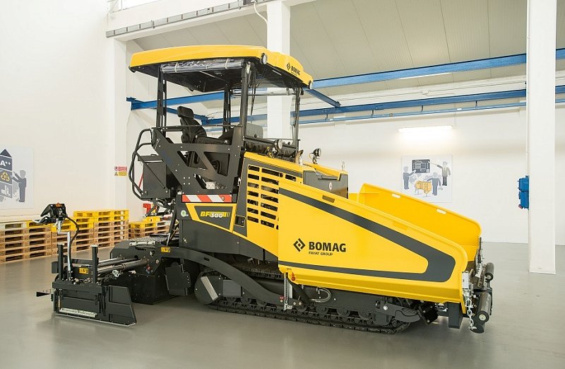 Асфальтоукладчик Bomag BF 300 C