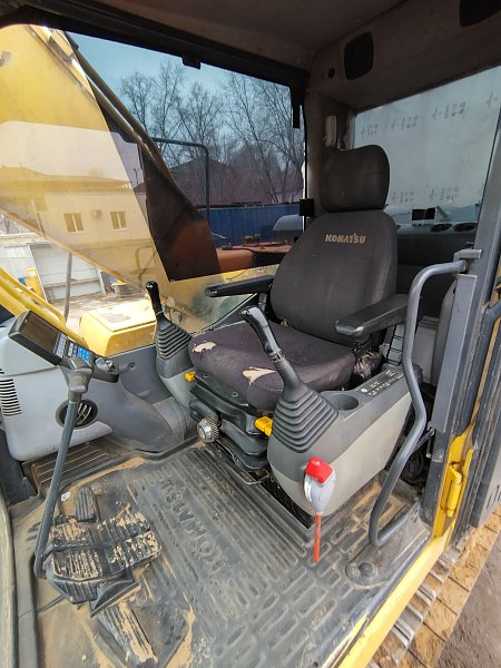 Гусеничный экскаватор Komatsu PC200-8 (Y201031)