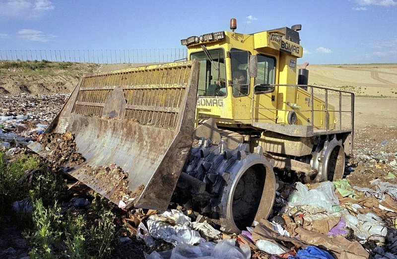 Мусороуплотнитель Bomag BC 1172 RB-2