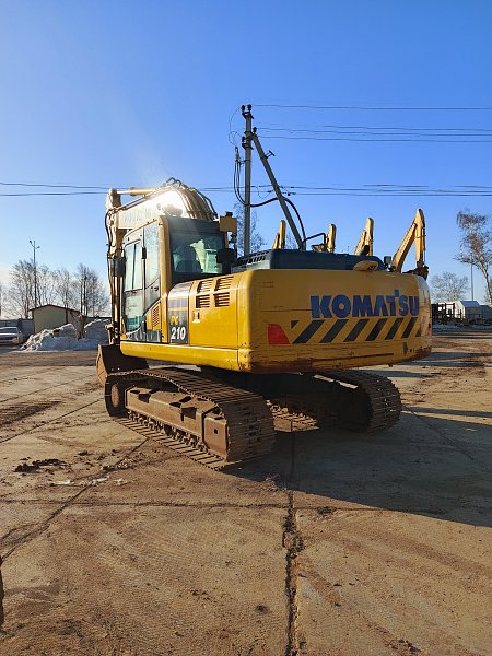 Гусеничный экскаватор Komatsu PC210-10M0 (DBCDR104)