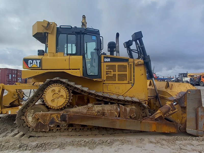 Бульдозер Komatsu CATERPILLAR D6R STD (01903)