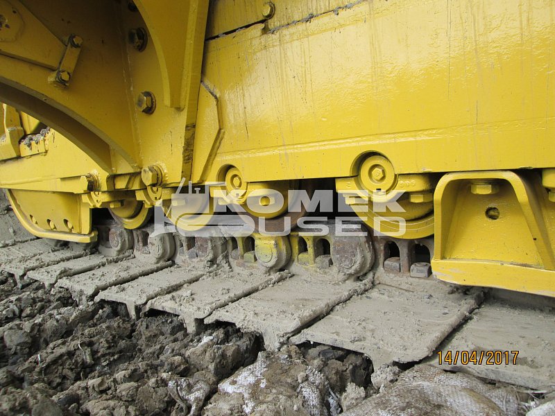 Трубоукладчик  Komatsu D355C-3