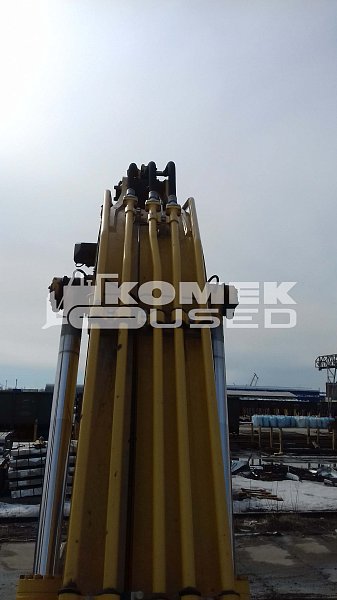 Гусеничный экскаватор Komatsu PC300-8 (Y300557)