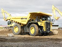 Самосвал Komatsu HD785-7 изображение 15