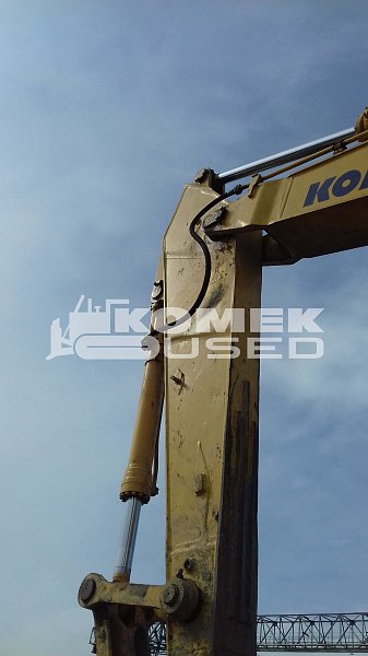 Гусеничный экскаватор Komatsu PC300-8 (Y300557)