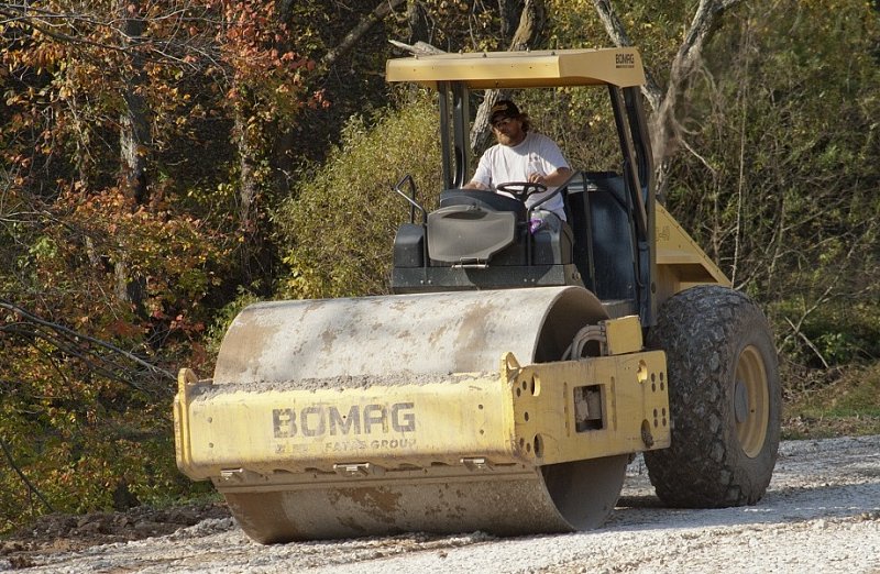 Грунтовой каток Bomag BW 211 D-5