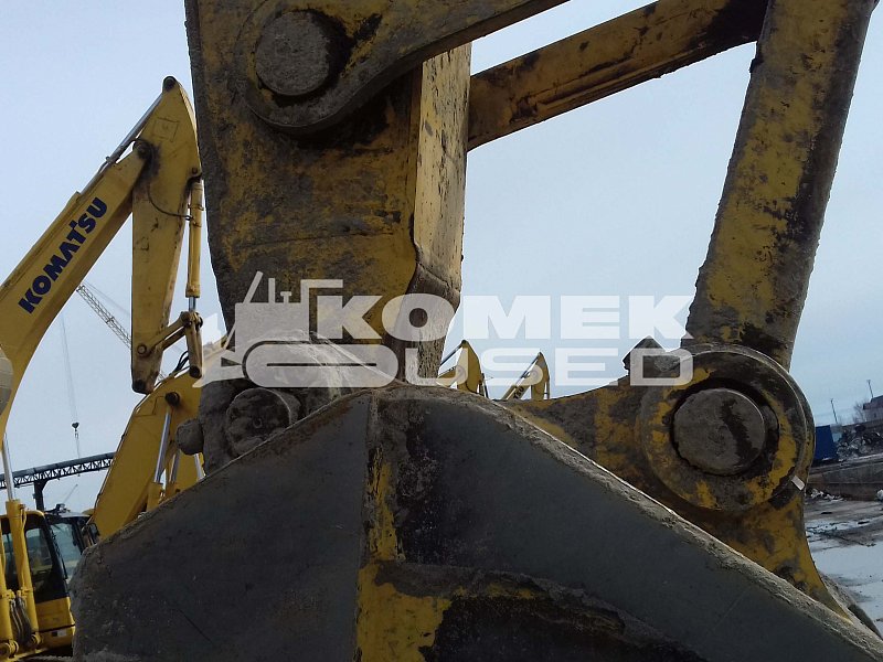 Гусеничный экскаватор Komatsu PC300-8 (Y300557)