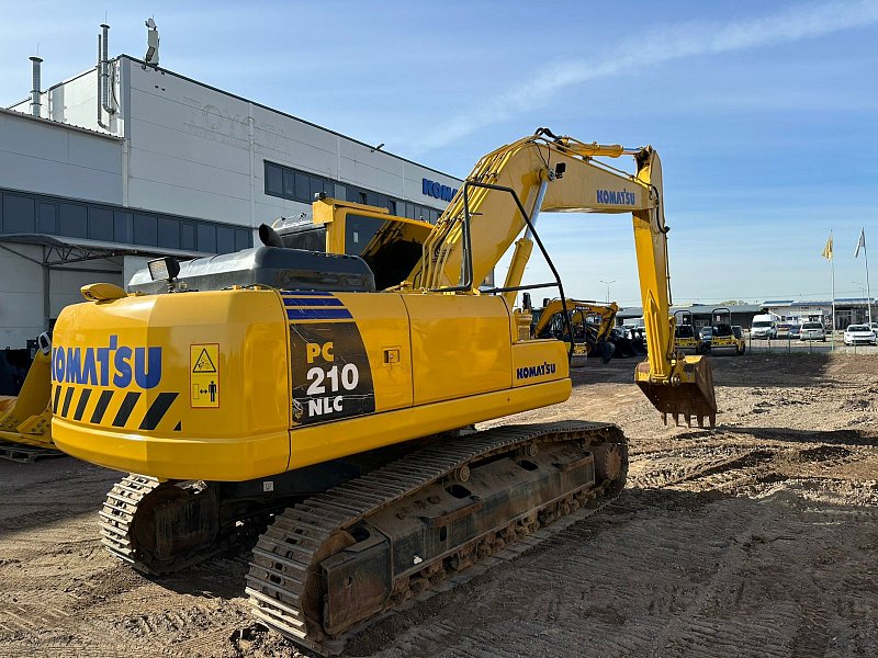 Гусеничный экскаватор Komatsu PC210NLC-10 (Y210404)