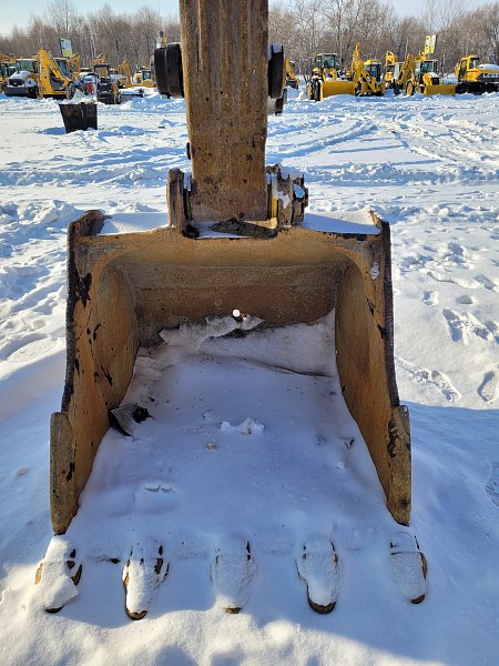 Гусеничный экскаватор Komatsu PC300-8M0 (DBBLR045)