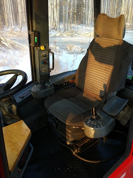 Форвардер Komatsu 860.4