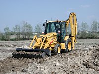 Экскаватор-погрузчик Komatsu WB93R-5 изображение 9