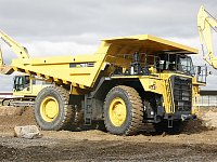 Самосвал Komatsu HD785-7 изображение 18