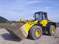 Колесный фронтальный погрузчик Komatsu WA320-6 изображение 6