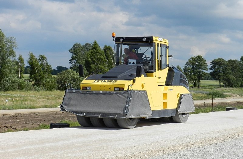 Пневмоколесный каток Bomag BW 24 RH (пр-во Китай)