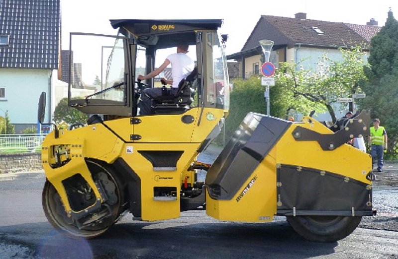 Комбинированный виброкаток Bomag BW 151 AC-50