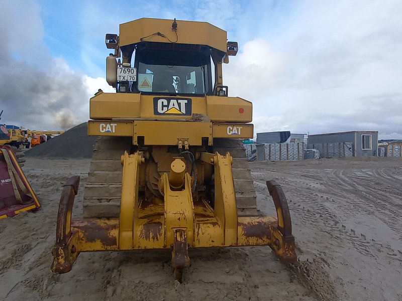 Бульдозер Komatsu CATERPILLAR D6R STD (01903)