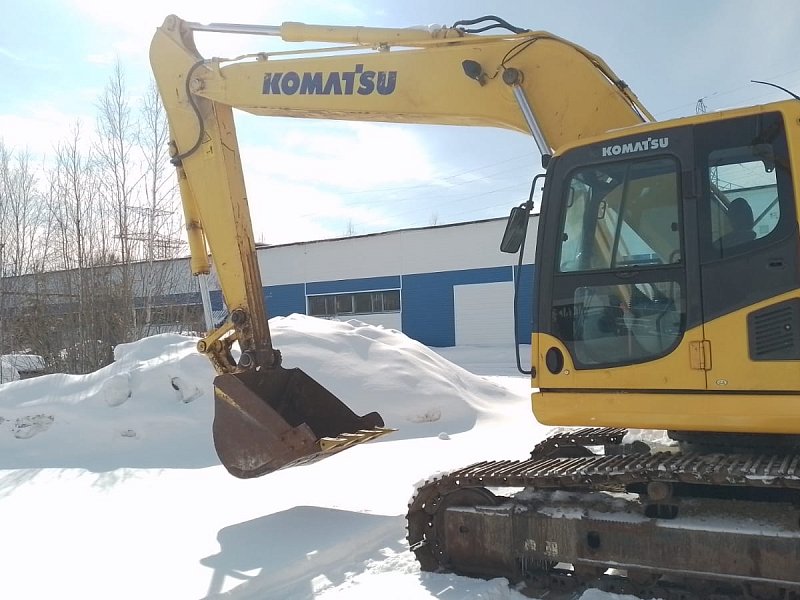 Гусеничный экскаватор Komatsu PC220-8M0 (Y221504)