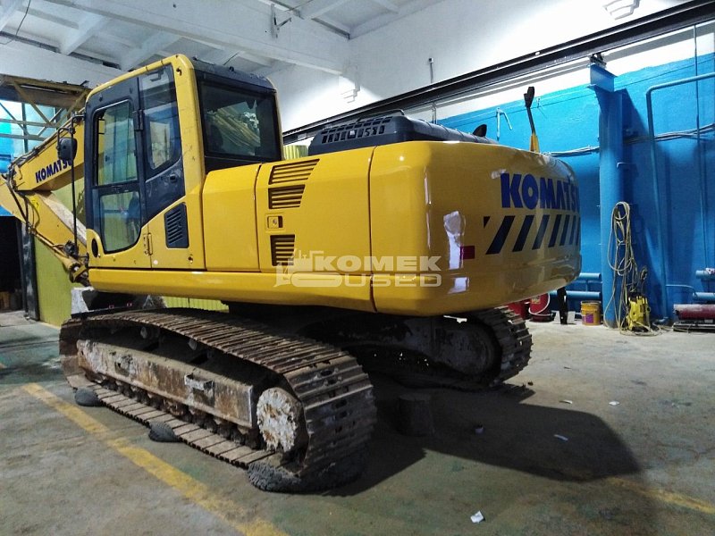 Гусеничный экскаватор Komatsu PC220-8 (Y220156)