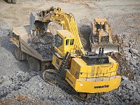 Гусеничный экскаватор Komatsu PC2000-8 с обратной лопатой изображение 11