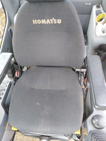 Гусеничный экскаватор Komatsu PC200-8M0 (Y201439)