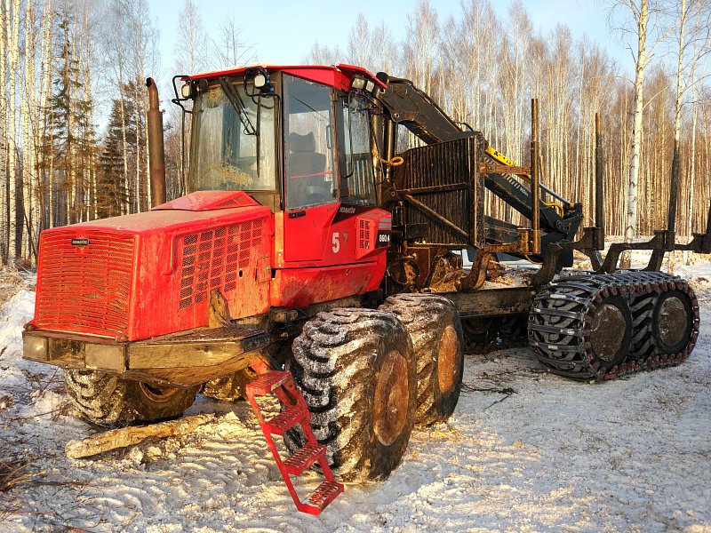 Форвардер Komatsu 860.4