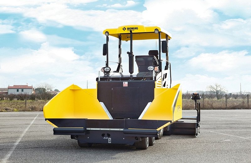 Асфальтоукладчик Bomag BF 300 P