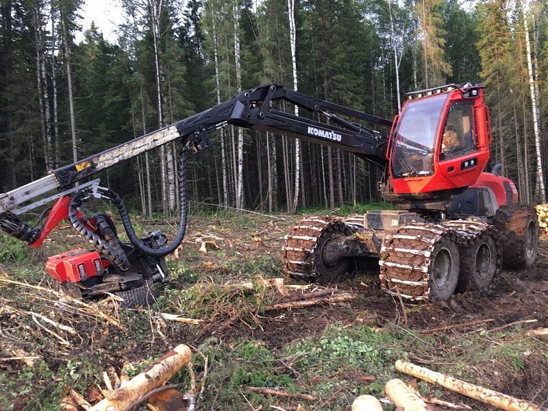 Харвестер Komatsu 931